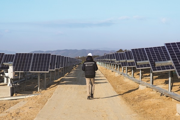 에스파워의 미주법인 에스서비시스가 최근 29MW 규모의 대규모 O&M 계약을 체결했다고 밝혔다. [사진=에스에너지]