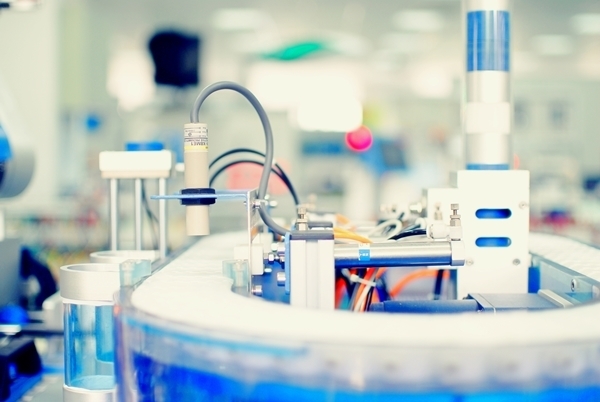 스마트팩토리 구현을 위한 소프트웨어 경쟁력이 떨어진다는 지적이 일고 있다. [사진=dreamstime]