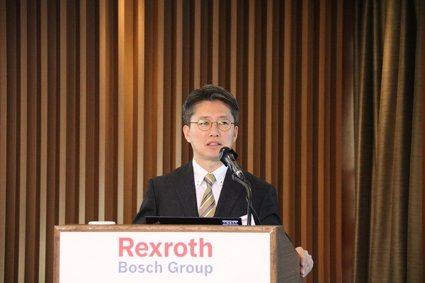 보쉬렉스로스코리아 김신 사장이 취임 기념 관계사들을 초청한 자리에서 인사말을 하고 있다. [사진=Industry News]