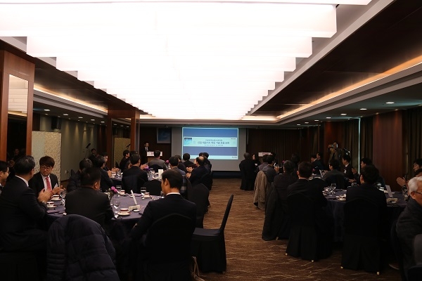 이날 행사에는 부산시청 등 부산내 주요 기관 관계자들과 대리점 관계자들이 참석해 김신 사장의 취임 축하와 함께 신년 덕담과 향후 계획에 대해 논의하는 장이 됐다. [사진= Industry News]