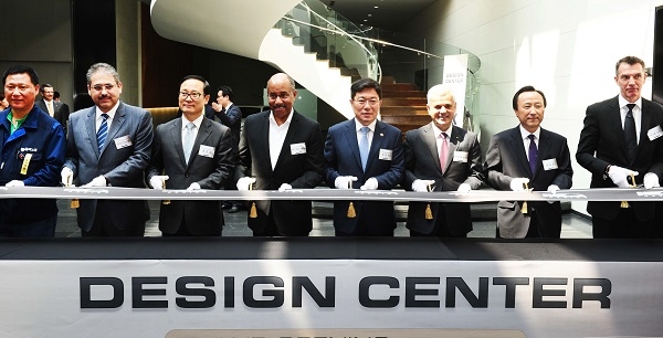 한국GM 군산공장을 전기차 생산기지로 활용하자는 의견이 제시되고 있다. 사진은 한국GM 디자인센터 개소식[사진=산업통상자원부]