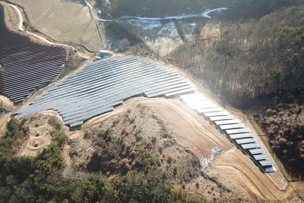 선그로우가 충남 공주시에 개발한 1.5MW 태양광 발전소