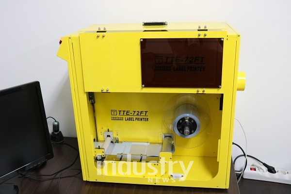 개선을 거쳐 현재 3세대 모델에 이르고 있는 레이저프린터 TTE-72FT 모델 [사진=인더스트리뉴스]