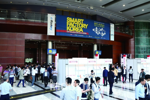 스마트팩토리 구축에 대한 관심은 그 어느 때보다 뜨거운 상태다. [사진=인더스트리뉴스]