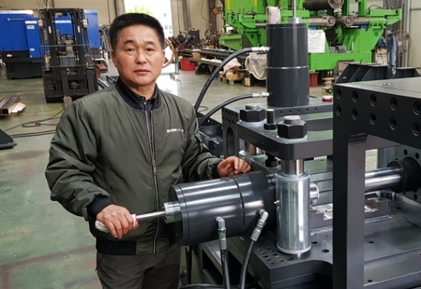 [사진=신한오피에스]