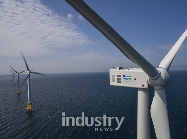 두산중공업이 한국에너지기술평가원이 국책과제로 추진하는 ‘8MW급 대용량 해상풍력발전시스템 개발’ 사업의 주관기관으로 선정됐다.[사진=두산중공업]