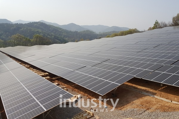 솔라커넥트가 자체 개발한 원주 2MW 태양광발전소 전경 [사진=솔라커넥트]