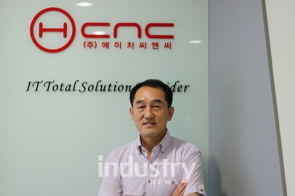 에이치씨엔씨 이영우 대표는 
