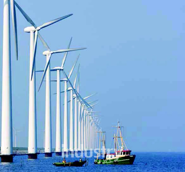 프랑스 정부는 탈석탄화를 추진하면서 풍력발전 비중을 2022년까지 23.3GW로 늘릴 계획이다. [사진= 프랑스 환경부]