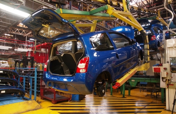 산업통상자원부가 국내 자동차부품업계의 경영안정과 새로운 수출 활로 개척을 위해 대일 자동차부품 수출과 연계한 고부가가치 부품 기술개발을 본격 지원한다. [사진=dreamstime]