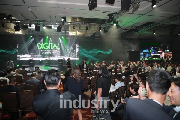 슈나이더일렉트릭이 동아시아 최대 규모 진행되는 2018 이노베이션 서밋 싱가포르를 개최해 디지털 경제 혁신 전략을 공유한다. [사진=인더스트리뉴스 싱가포르]