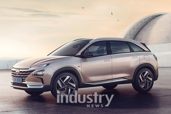 현대자동차의 수소차 '넥쏘' [사진=현대자동차 홈페이지]