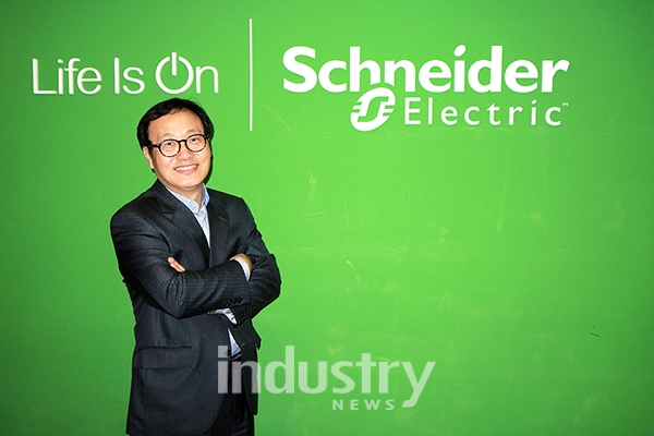 슈나이더일렉트릭코리아 이창근 본부장 [사진=인더스트리뉴스]