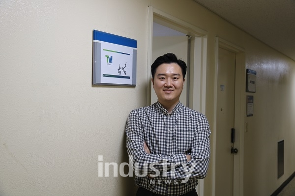 TM로봇 윤신영 지사장은 