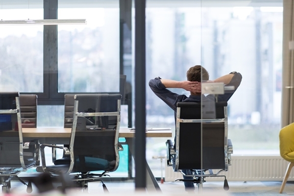한국고용정보원은 식음료 제조업 및 유통·물류업 229개 기업 채용경향 분석결과를 발표했다고 밝혔다. [사진=iclickart]