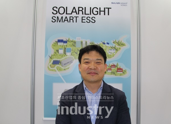 누가, 언제, 어디에 살든, 쉽고, 안전하고, 편리하게 전기에너지를 사용해야 한다는 솔라라이트 김월영 대표 [사진=인더스트리뉴스]