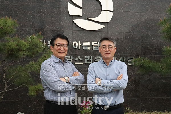 다쓰테크 독고용철 부사장(왼쪽)과 정광영 부사장(오른쪽) [사진=인더스트리뉴스]