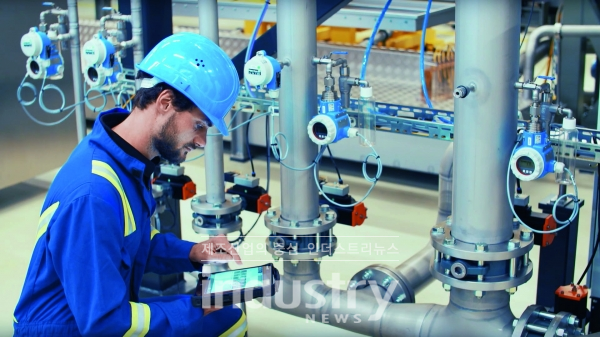 엔드레스하우저가 도이치텔레콤과 파트너십을 체결해 5G 네트워크를 구축하기 위한 준비에 돌입했다. [사진=엔드레스하우저]