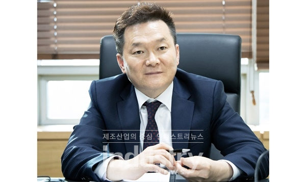 동양네트웍스 김봉겸 대표가 설 선물을 위해 사재 3,000만원을 출연했다. [사진=동양네트웍스]