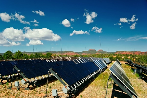 정부가 올해 재생에너지 프로젝트 32개 착공 등… 1.9조 투입을 발표했다. [사진=dreamstime]