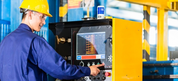 '인더스트리뉴스'와 월간 'FA저널 SMART FACTORY'는 CNC 컨트롤러 공급업체와 수요업체를 상대로 현장에서 느끼고 있는 제품과 솔루션에 대한 의견을 들어봤다. [사진=dreamstime]