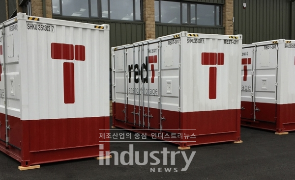 케스테크는 소비자들에게 양질의 흐름전지를 제공하고자 흐름전지 제조기업 중 성능이 우수한 레드티(redT)의 3세대 모델을 국내 및 아시아 시장에 공급하고 있다. [사진=케스테크]