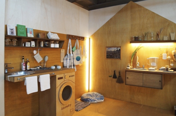 에너지·소통·공감 카페 '1.5oC'의 내부 탄소저감 제품 전시 공간 [사진=제주에너지공사]