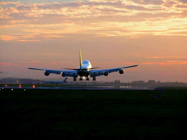 세계 최대 항공 얼라이언스가 AWS로 데이터 자산들을 대거 옮기겠다는 방침을 내놨다. [사진=utoimage]