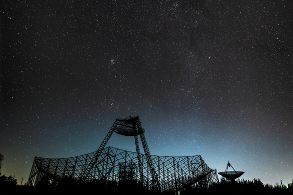 레이저 빔의 발산이 낮기 때문에 위성-위성 링크, 지상-위성 또는 심우주 통신에서 장거리에 걸쳐 빔을 정확하게 타겟을 겨냥하려면 정확한 포인팅 솔루션을 찾아야 한다. [사진=utoimage]