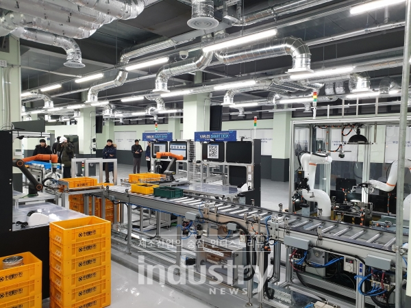 중소기업협동조합은 데이터센터 역할을 통해 중소기업 스마트공장 고도화를 도모할 수 있다. [사진=부산스마트제조혁신센터]