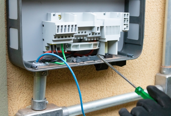 제도가 아무리발전해 시장이 성장해도 인식이 개선되지 않으면 무용지물이라는 의견도 눈에 띈다. [사진=utoimage]