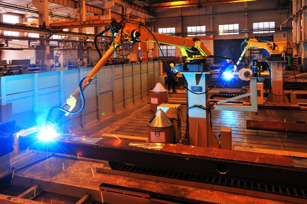 생산원가를 낮추기 위해 기술혁신이 적확한 방안이 될 수 있다. [사진=dreamstime]