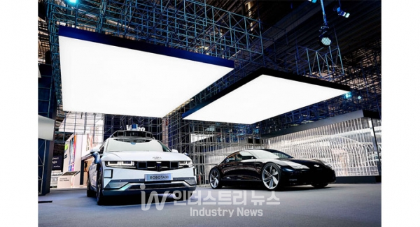 현대차그룹은 하이드로젠 웨이브에서 2040년까지 수소에너지로 산업 및 사회 전반에 획기적인 변화를 일으키겠다는 ‘수소 비전 2040’을 제시했다. [사진=현대차]