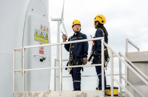 석유가스 해양플랜트 업체들이 토로하고 있다. [사진=utoimage]