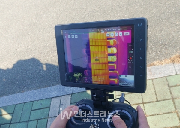 한국남동발전이 열화상카메라 설치 드론을 활용한 발전설비 점검 기술의 활용 범위를 넓혀가고 있다. [사진=한국남동발전]