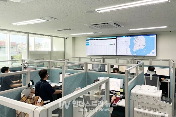 전기차 충전인프라 콜센터 [사진=이지차저]