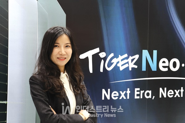 진코솔라 비키 선(Vicky Sun) 동북아시아 총괄은 “앞으로는 본사 차원에서 기술과 브랜드마케팅을 강화할 것”이라며,“향후 5년이 n형 모듈 시장 판도에 중요한 영향을 미칠 것”이라고 전망했다. [사진=인더스트리뉴스]