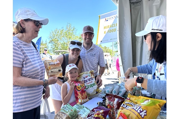 한국 과자 홍보 행사. [사진=연합뉴스]