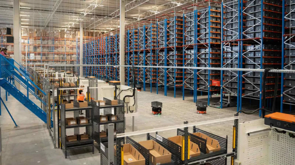 데마틱은 최근 창고 관리와 실행 소프트웨어가 점차 지능화된 자동화 시스템을 요구하는 것에 맞춰 메카트로닉스뿐 아니라 AI와 향상된 처리 능력을 결합한 소프트웨어 분야에서도 향상된 기능과 가치를 제공하고 있다. [사진=데마틱]