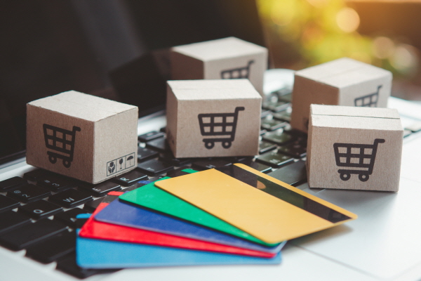 4분기는 소비자들이 새로운 브랜드에 관심이 높은 기간으로 광고주들은 조기에 광고를 시작하고 시즌 내낸 가시성을 유지하는 전략이 필요하다. [사진=gettyimage]