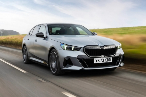 BMW 고성능 프리미엄 PHEV 세단 '뉴 550e xDrive'./사진=BMW코리아