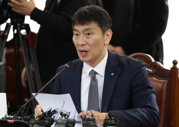 이복현 금융감독원장이 19일 서울 중구 은행회관에서 열린 금융감독원장-은행장 간담회에서 발언하고 있다 / 사진=연합뉴스