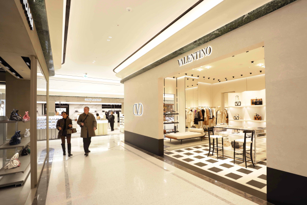 12년만에 최대 규모로 리뉴얼 된 신세계백화점 본점 신관 2층 내부./사진=신세계백화점