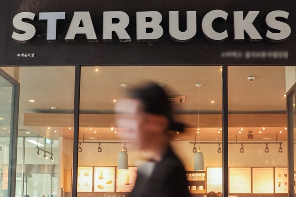 스타벅스 매장 모습. [사진=연합뉴스]