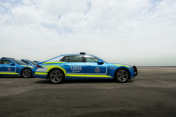 쿠웨이트 내무부 행사 운영용으로 맞춤 제작된 제네시스 G90./사진=현대자동차