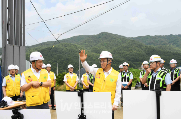 7월 14일부터 16일까지 3일간 호남에서 강원으로 이어지는 주요 전력설비 건설현장을 방문해