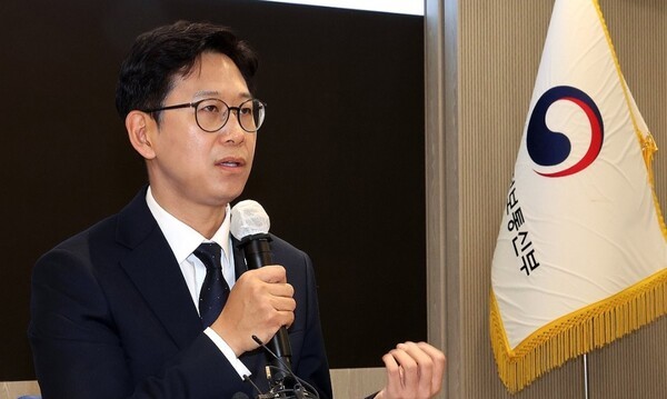 배경훈 과학기술정보통신부 장관이 지난 7월 17일 정부세종청사 과기정통부 대강당에서 열린 취임식에서 직원들의 질문에 답하고 있다. /사진=연합뉴스