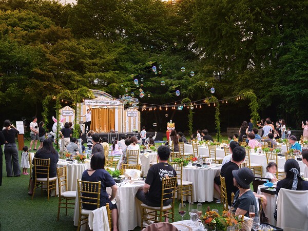 지난해 추석 서울신라호텔 영빈관에서 열린 마술쇼 모습./사진=호텔신라