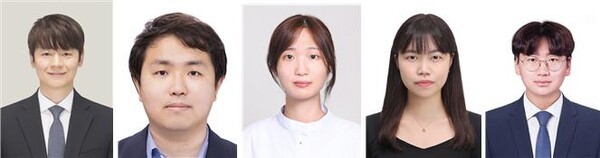(왼쪽부터) 고려대 화공생명공학과 유승호 교수(교신저자), 중앙대 에너지시스템공학부 문장혁 교수(교신저자), 고려대 최윤정 석박통합과정(제1저자), 고려대 배지윤 석박통합과정(제1저자), 중앙대 박성수 박사과정(제1저자)./사진=고려대학교