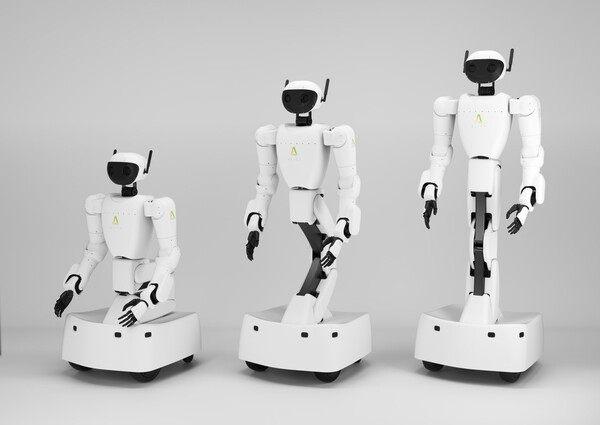 에이로봇 신제품 휠형 휴머노이드 로봇 ‘앨리스 M1’ [사진=에이로봇 CTO(한재권 교수) 페이스북]